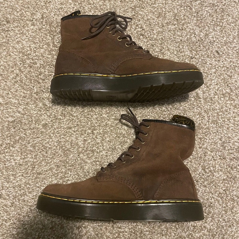 Dr.‎ Martens Zavala boots 8 brown suede gorpcore utility casual classic